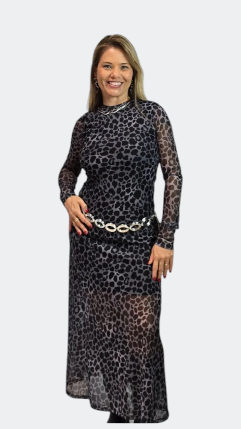 Imagem de Vestido Longo de Manga Longa Onça Preto e Cinza - Elegância Versátil para o Dia e a Noite